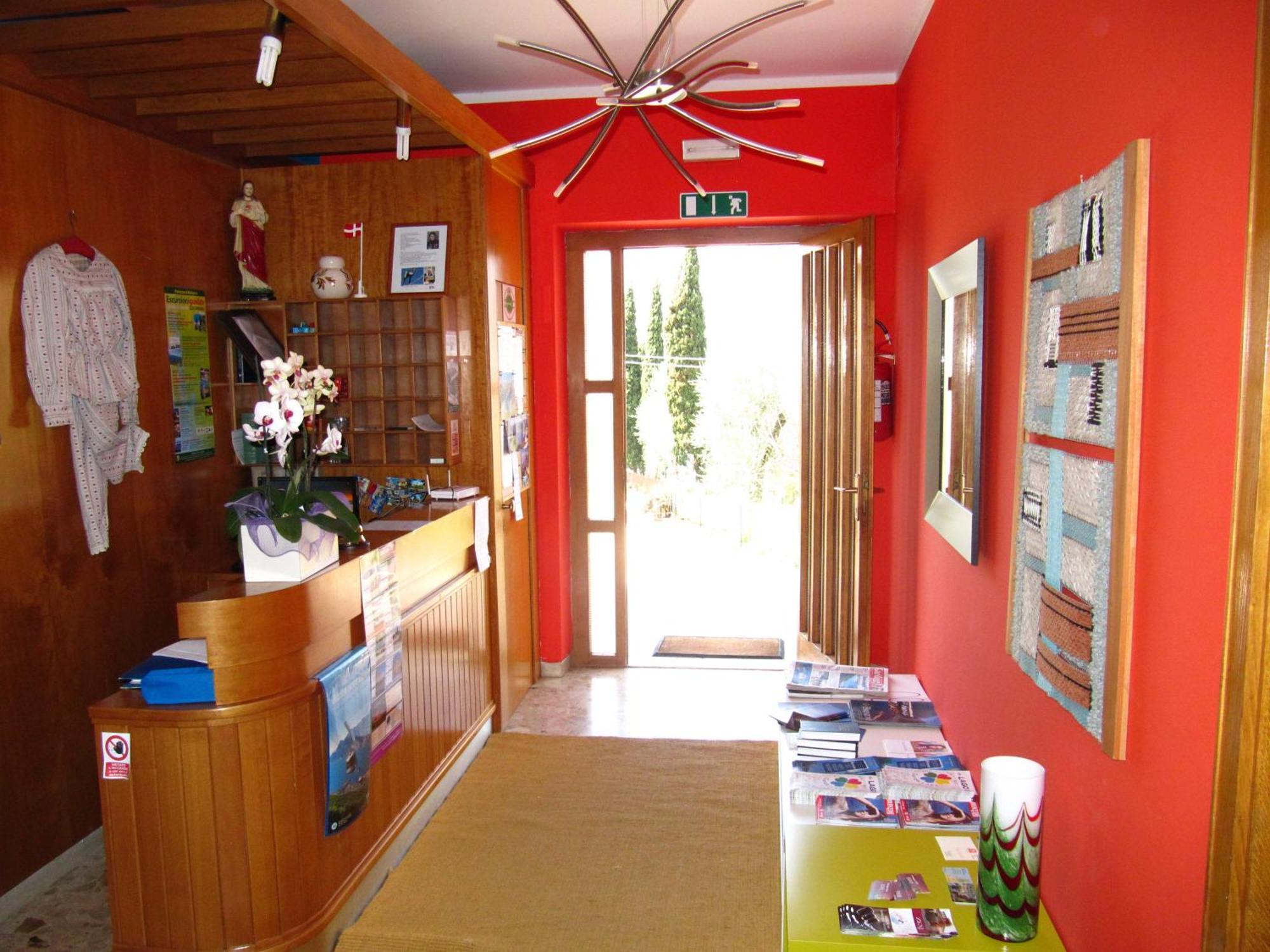 Hotel Carlo Brenzone sul Garda Eksteriør billede