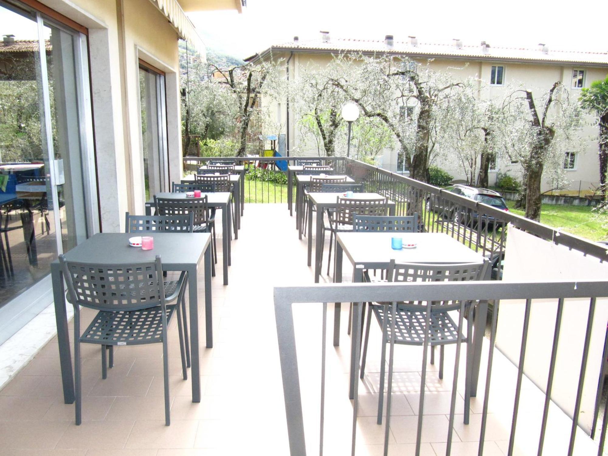 Hotel Carlo Brenzone sul Garda Eksteriør billede