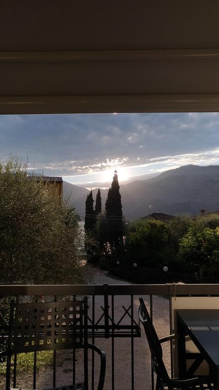 Hotel Carlo Brenzone sul Garda Eksteriør billede