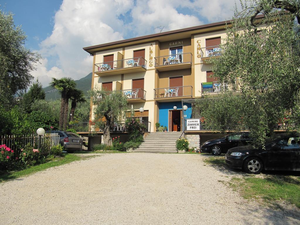 Hotel Carlo Brenzone sul Garda Eksteriør billede